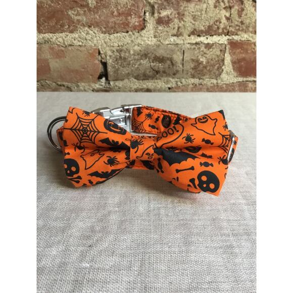 Halloween Dog Collar w/ Removable Cute Bow Tie Pumpkin Print New Size M - Picture 3 of 4